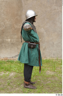 Photos Medieval Guard in mail armor 4 Medieval clothing Medieval…